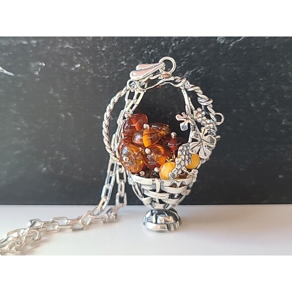 Italian 925 Sterling Silver Amber Grape Fruit Basket Pendant Necklace Vintage